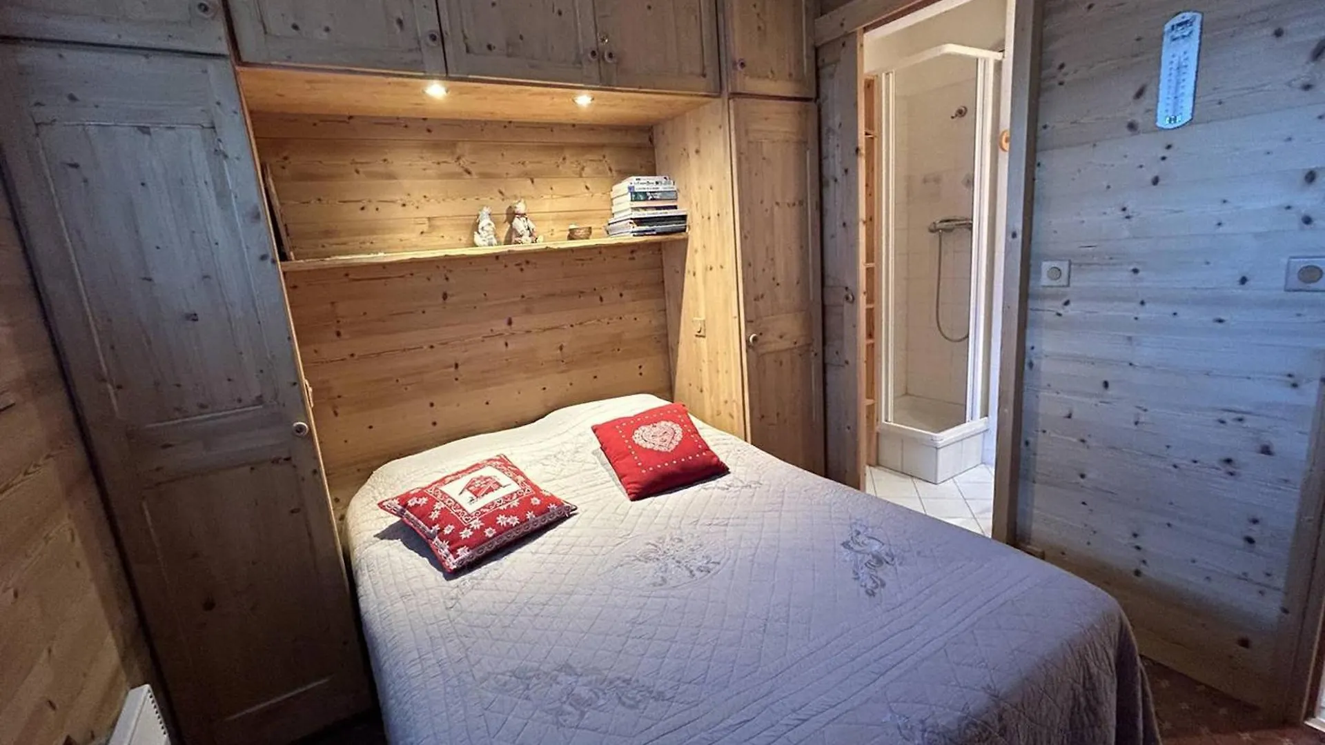 Charmant Appartement Meribel - 2 Pieces, Cabine, Balcon Sud, Casier A Skis - Fr-1-355-266 Les Allues アパート